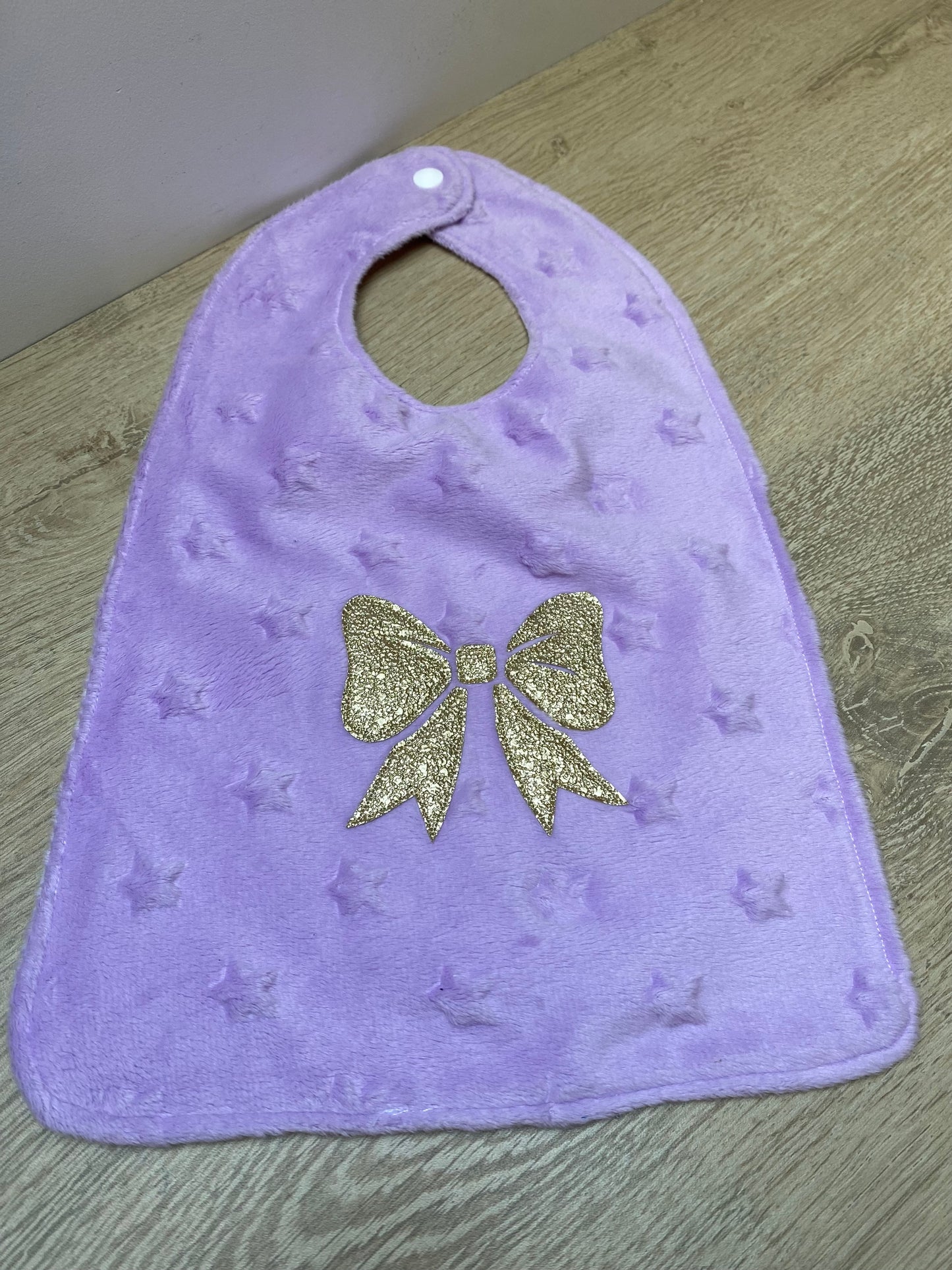 Bavoir - Collection Noeud Papillon - Parme/Liberty parme - Fabrication artisanale - vue face