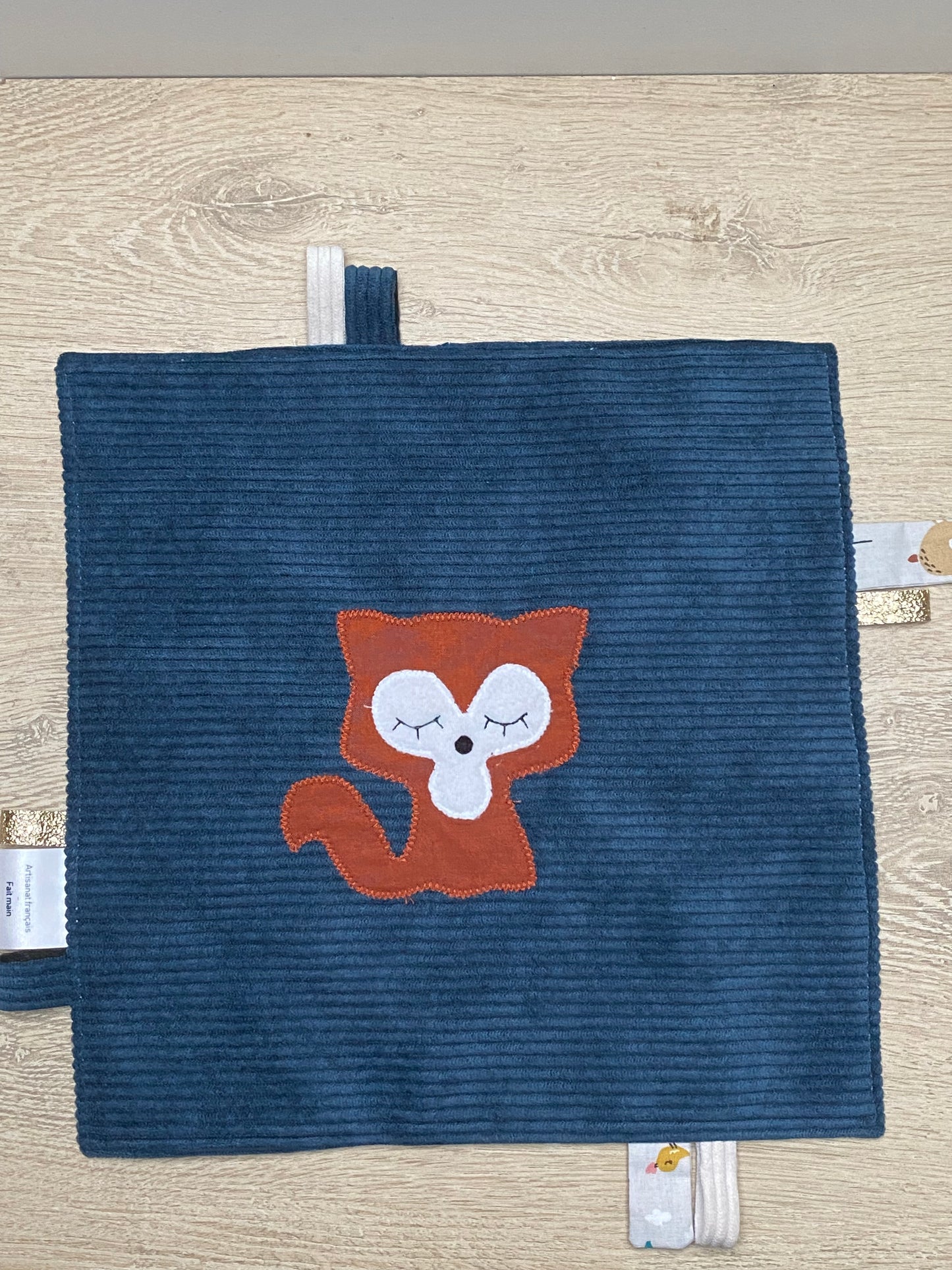 Doudou étiquettes - Collection Renard - Bleu/Brique - Fabrication artisanale vue face