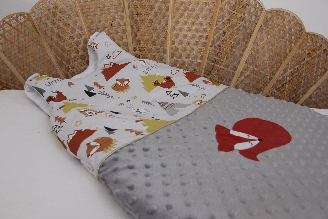 Gigoteuse 0-6M Mi saison - fait main – motif renard - gris/rouille| Fabrication française vue détails