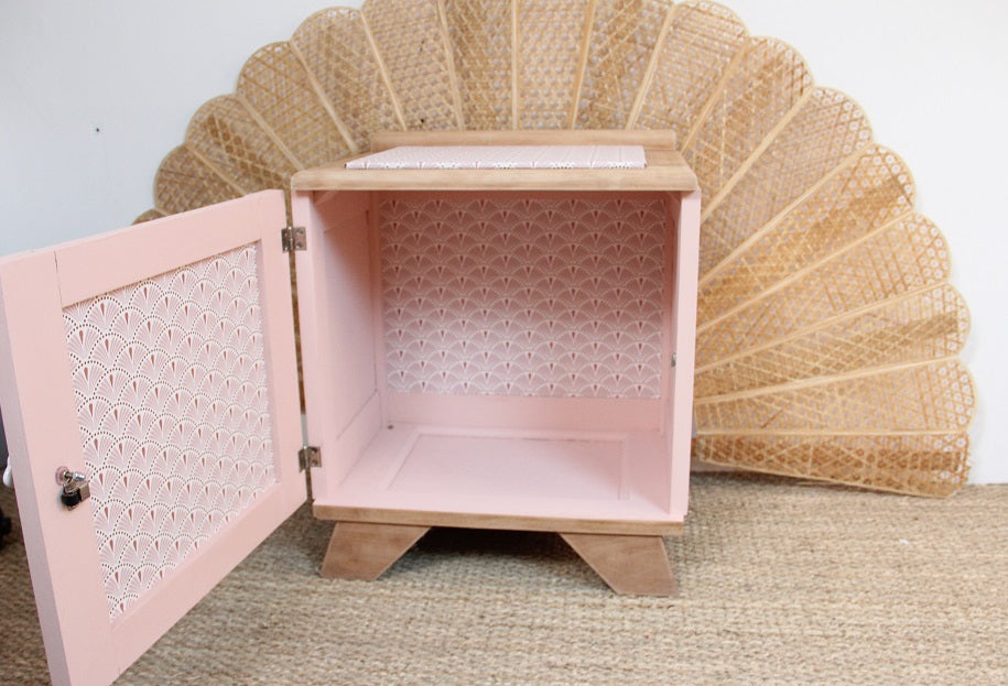 Bedside table