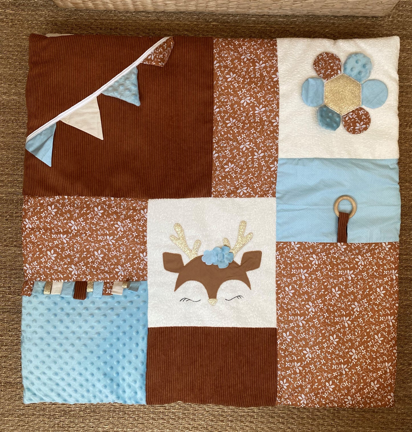 Tapis d'éveil 1 - Collection Fleurs d'Automnes - Fabrication artisanale vue face