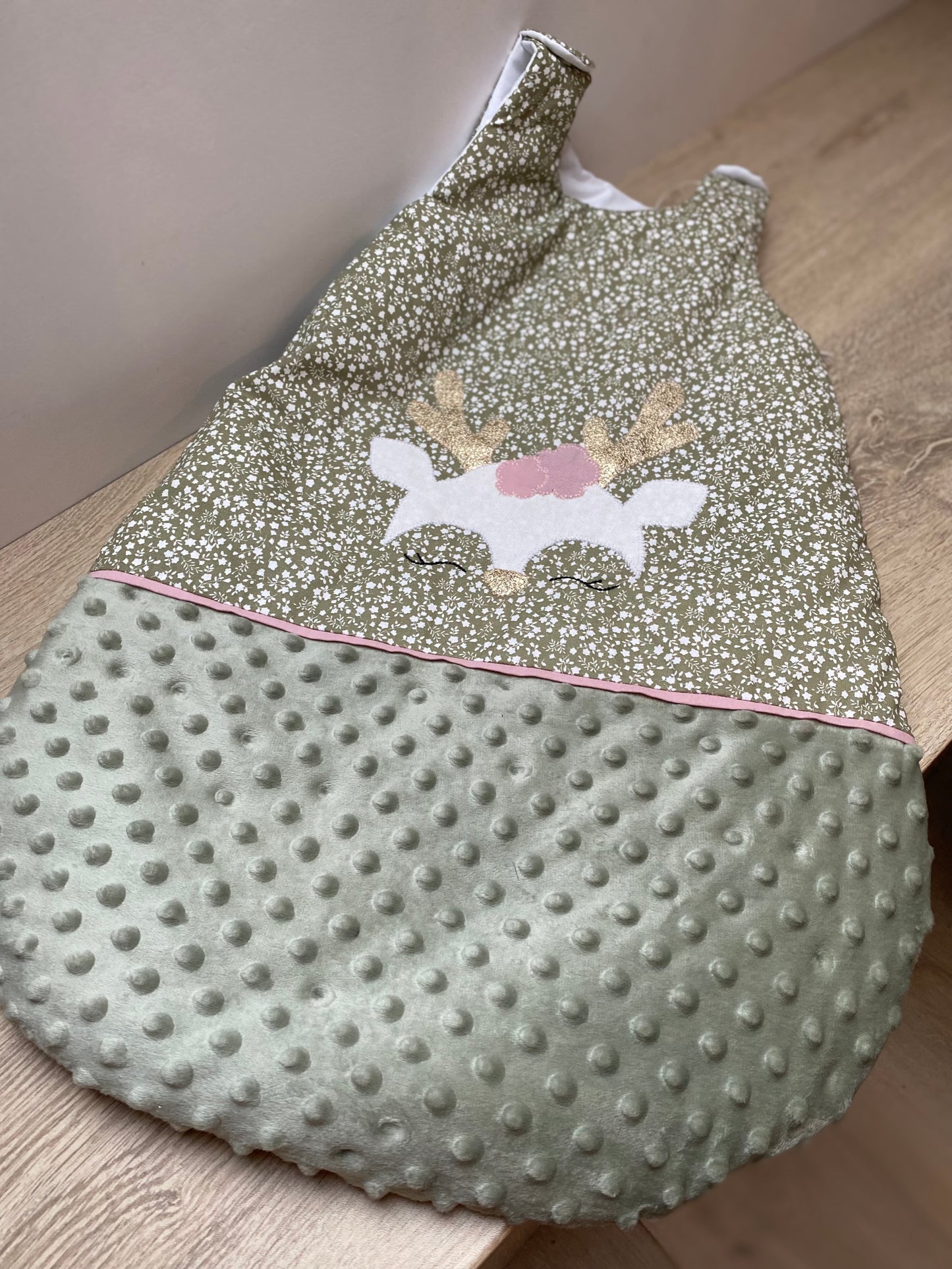 Gigoteuse 0-6M Mi saison - petit cerf - Collection Vert sauge