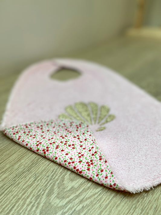 Bavoir - Collection Coquillage - Rose/Liberty Liberty/Rouge - Fabrication artisanale