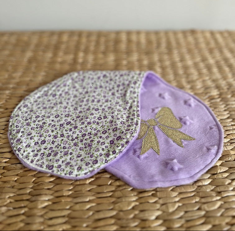 Bavoir d'épaule - Collection Noeud Papillon - Parme/Liberty Parme vue pliee