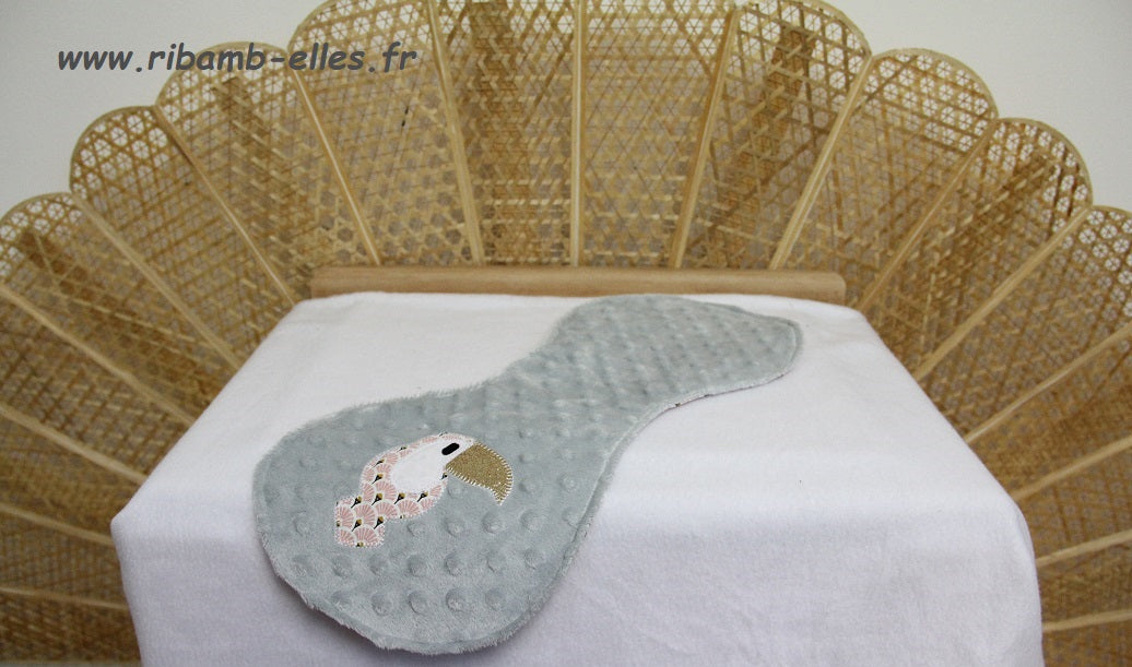 Bavoir d'épaule - Collection Toucan - Gris/Rose - Fabrication artisanale