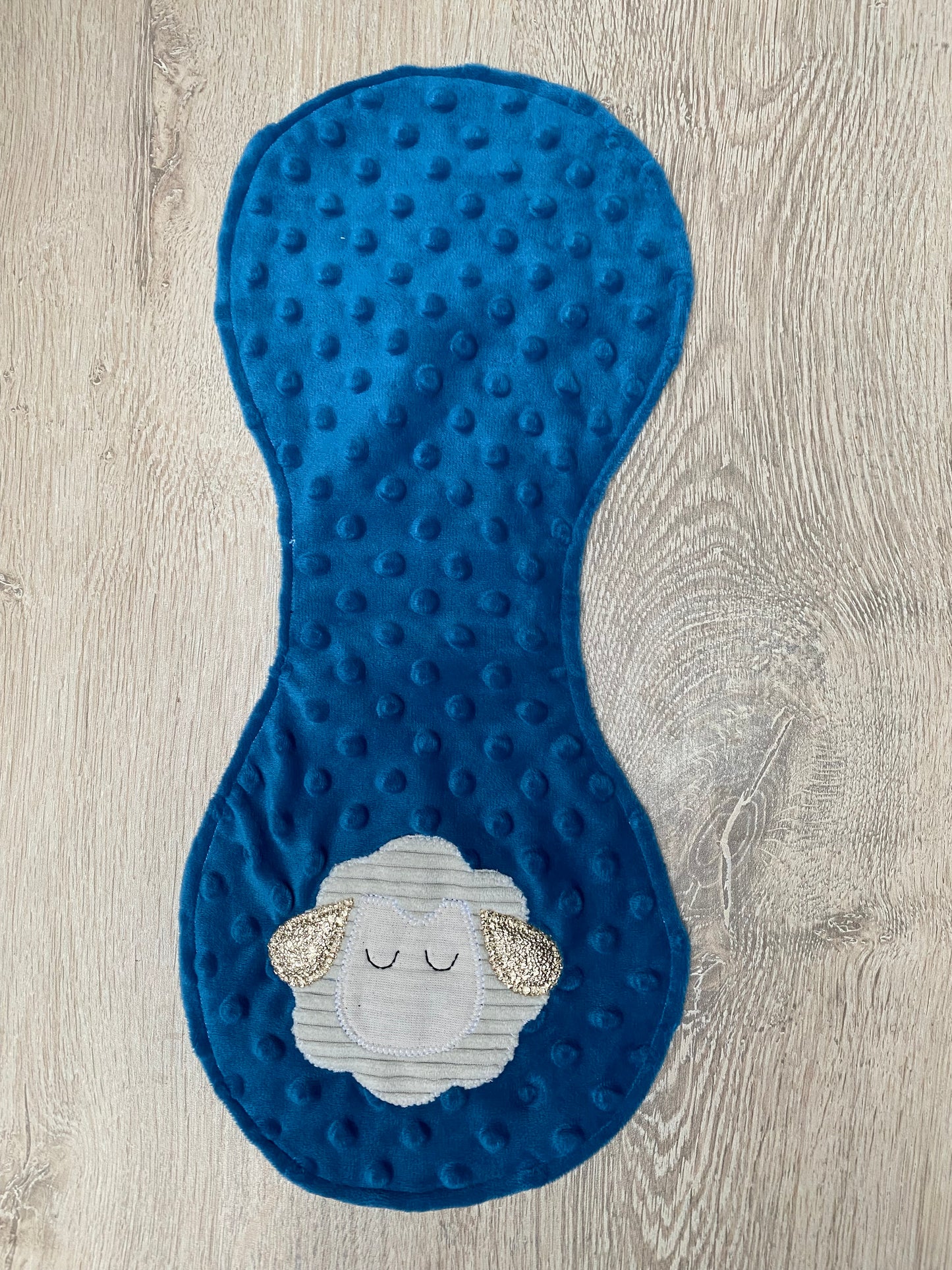 Bavoir d'épaule - petit mouton - Beu/Crème - Fabrication artisanale