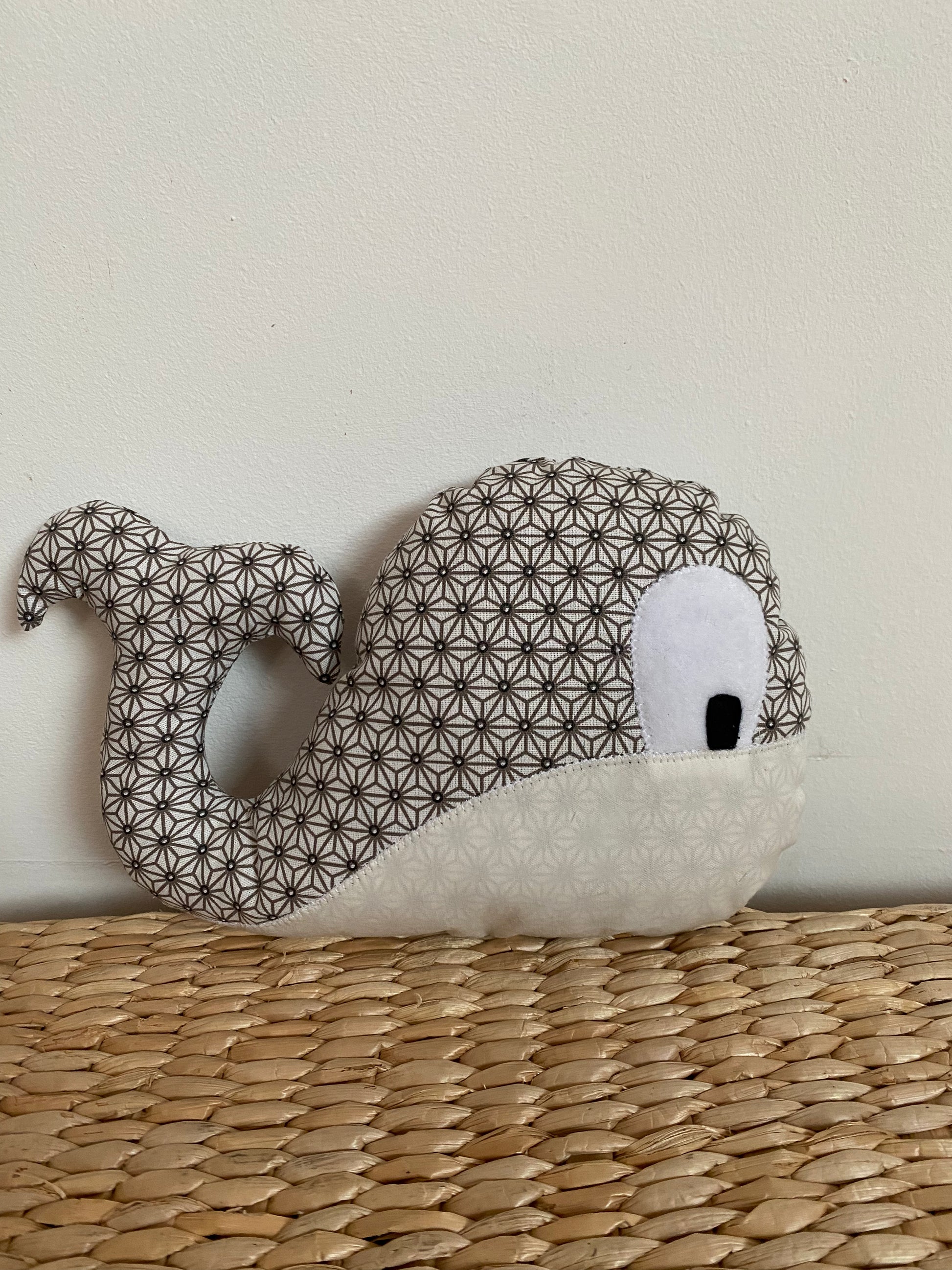 Doudou Baleine - Taupe/Taupe - Fabrication artisanale