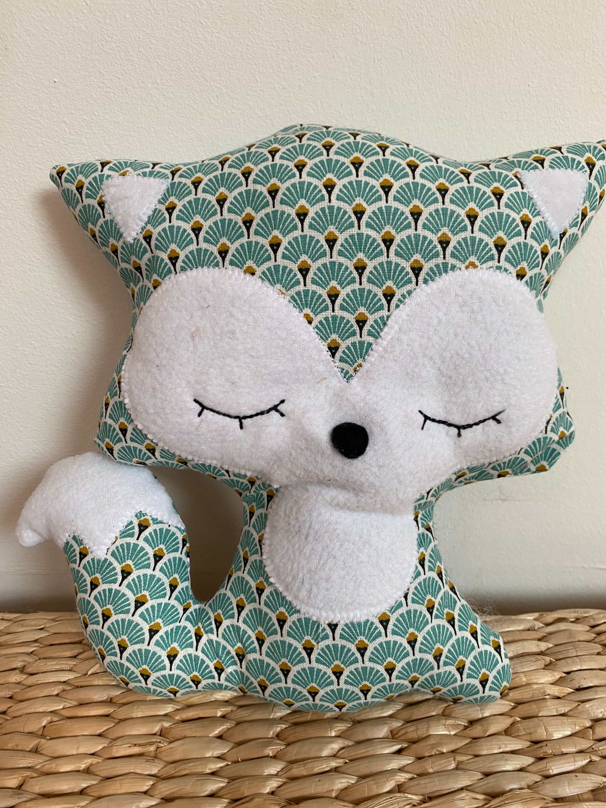 Doudou Renard moyen - Eventails vert turquoise - Fabrication artisanale vue face