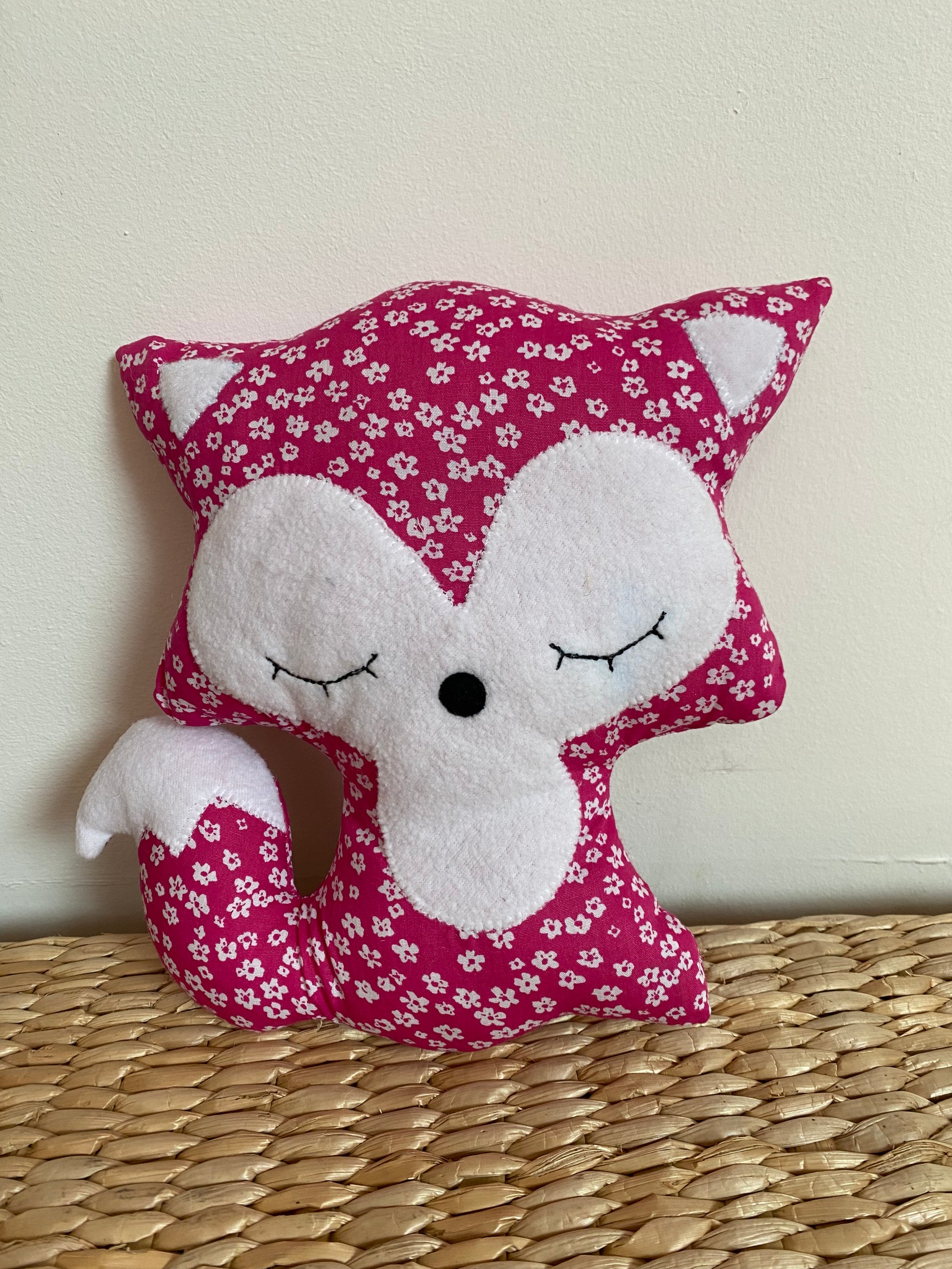 Doudou Renard moyen - Rose fuchsia fleur - fabrication artisanale