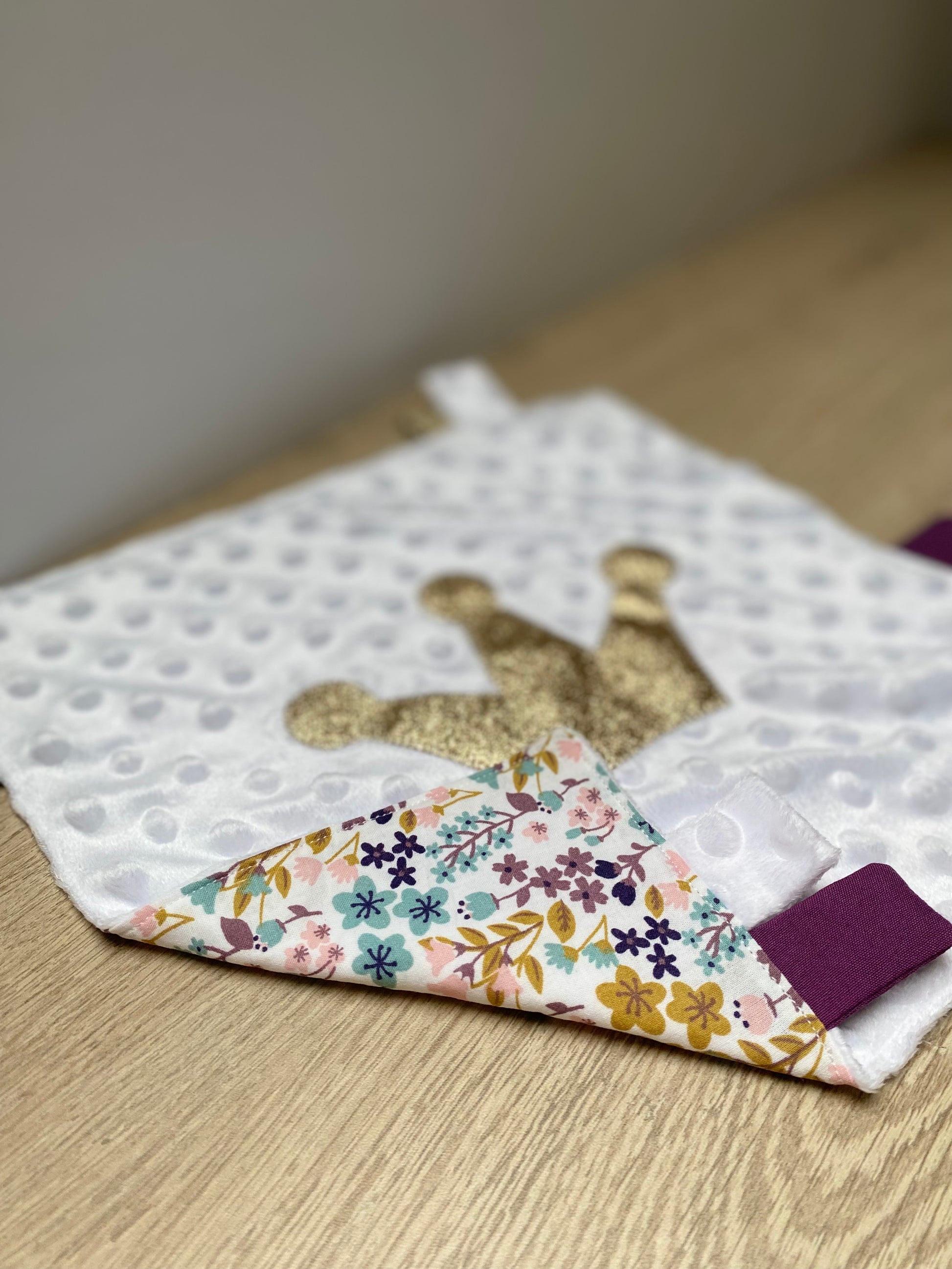 Doudou étiquettes - Collection Princes&Princesses - Violet/Blanc/Rose - Fabrication artisanale