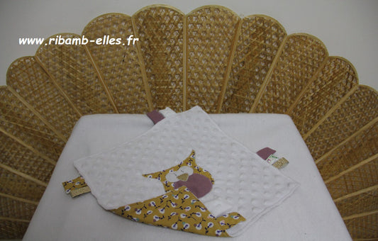 Doudou étiquettes - Collection Hibou - Moutarde/Parme - Fabrication  artisanale