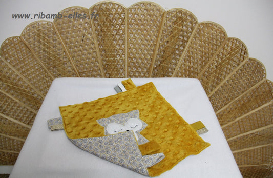 Doudou étiquettes - Collection Renard - Moutarde/Gris - Fabrication artisanale