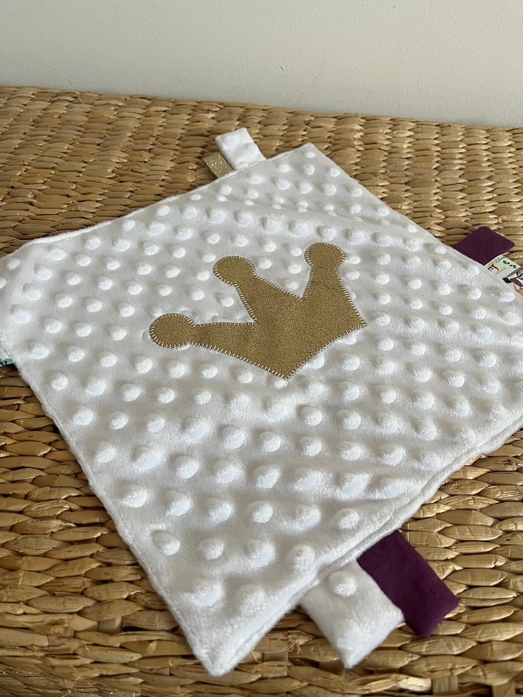 Doudou étiquettes - Collection Princes&Princesses - Violet/Blanc/Rose - Fabrication artisanale vue recto