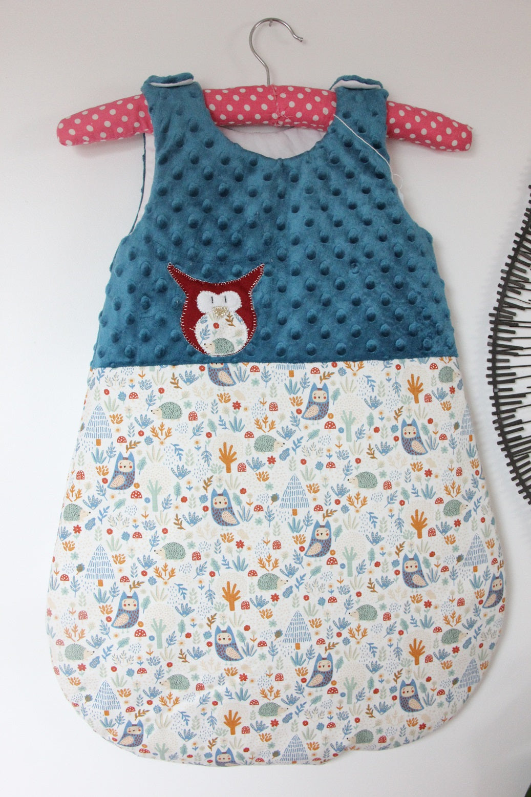 Gigoteuse 0-6M Mi saison - fait main – motif hiboux- bleu/rouge | Fabrication française