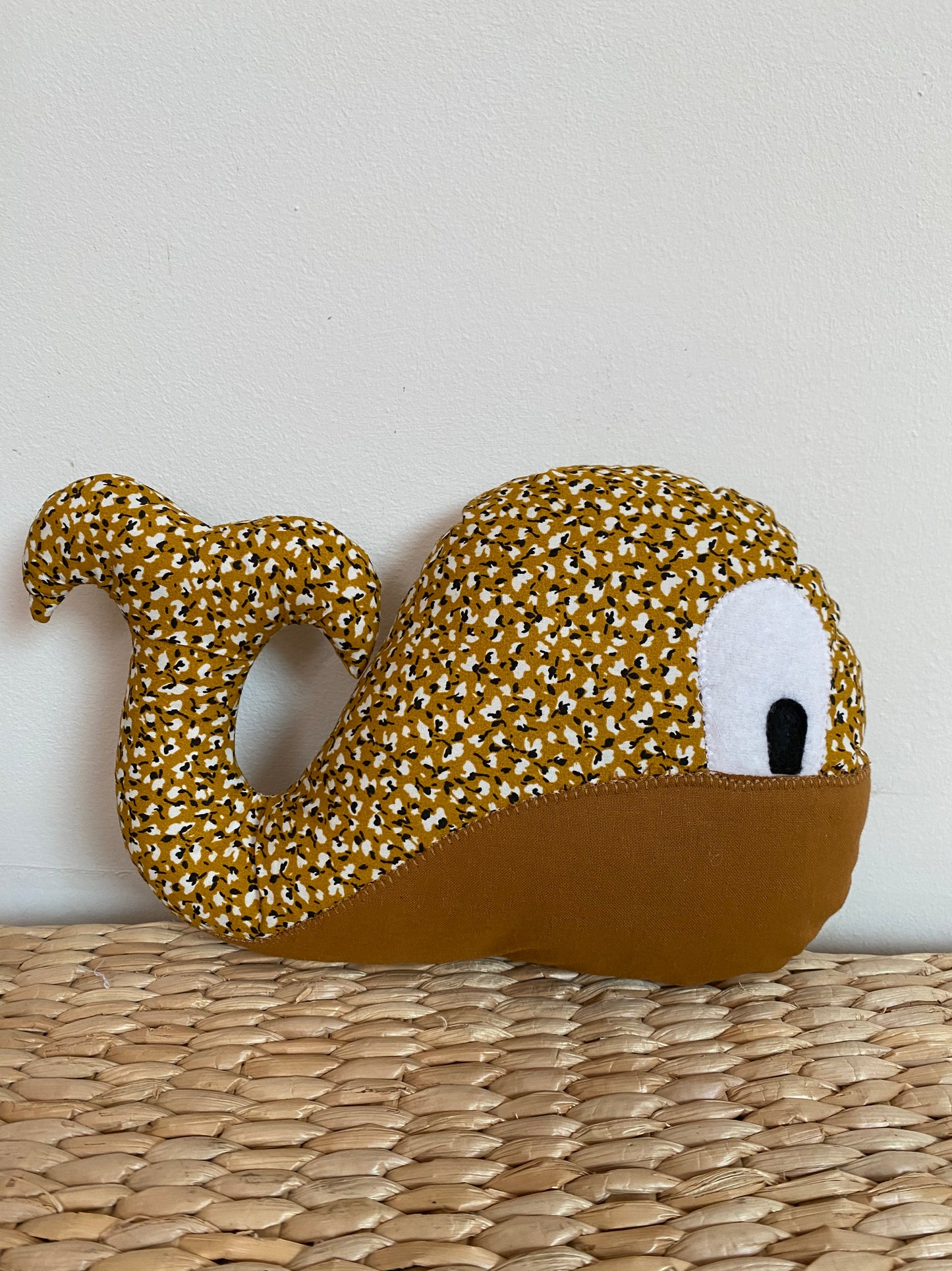 Doudou Baleine - Ocre/Marron