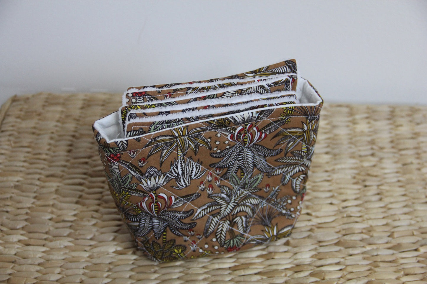 Wipes Basket - White/Jungle Brown