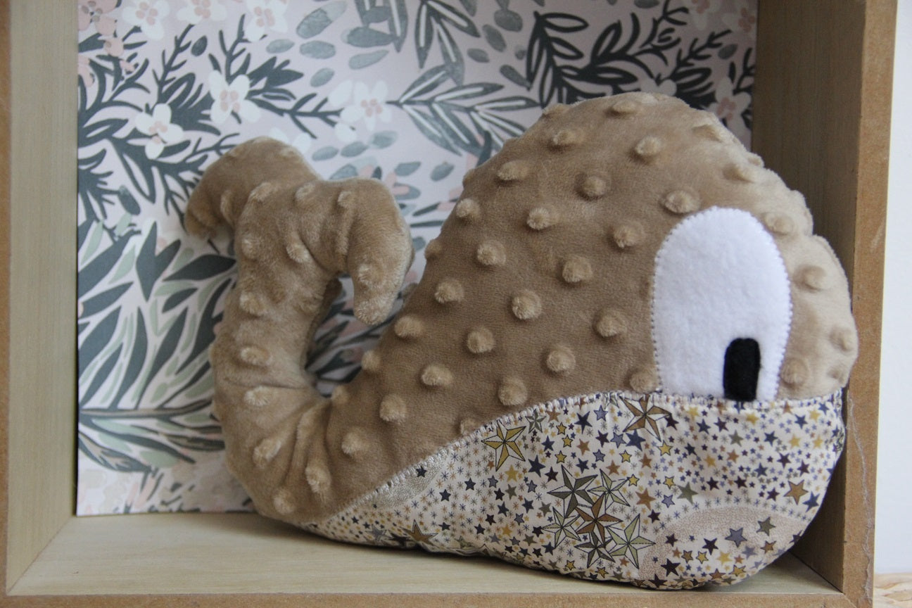 Doudou Baleine - Taupe / Liberty beige