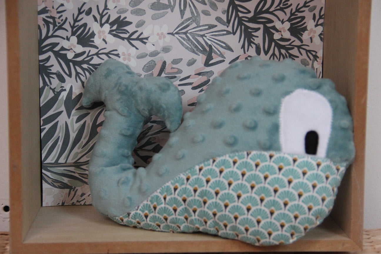 Doudou Whale - Turquoise / Fans