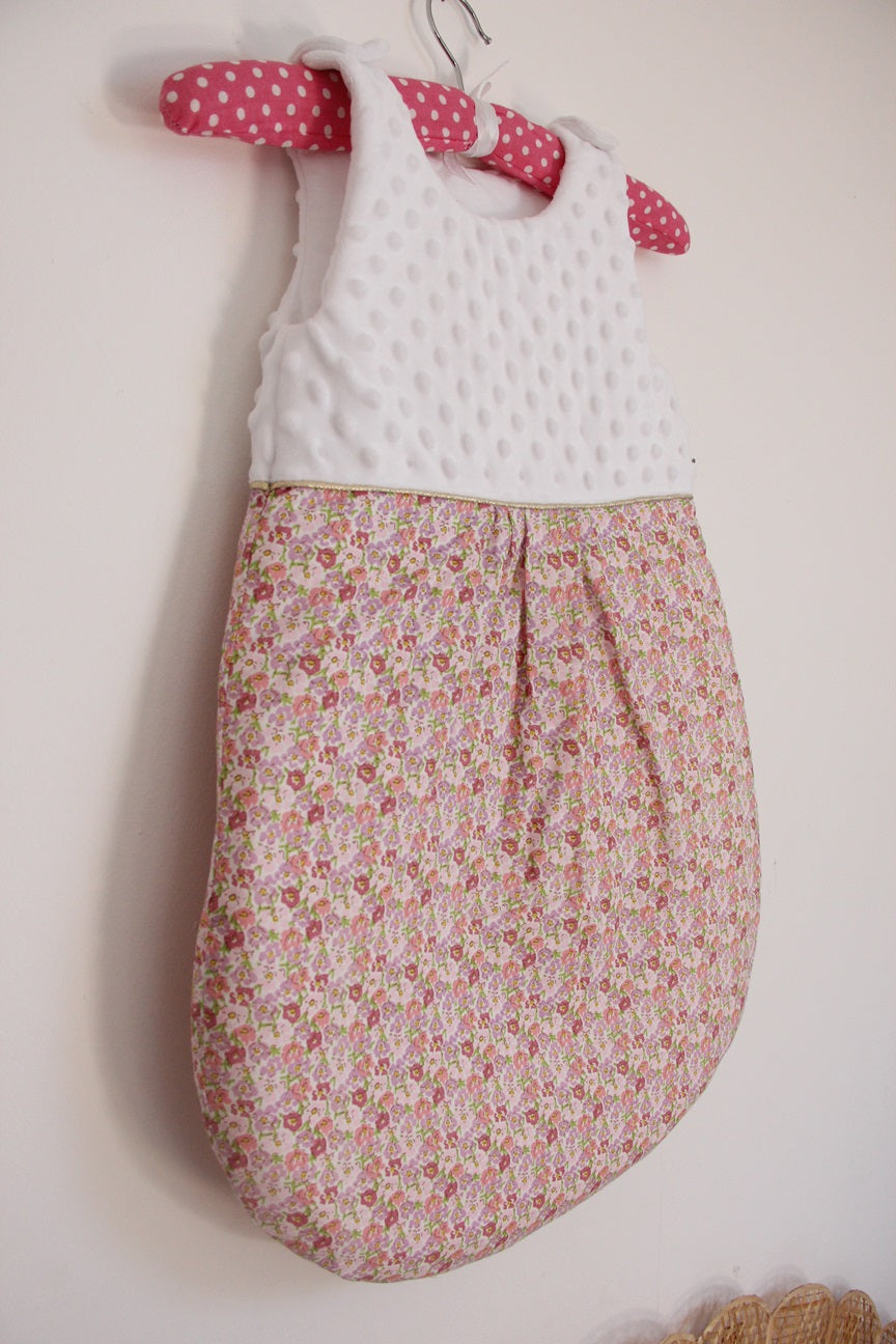 Gigoteuse Hiver 0-6M - Collection liberty - Blanc/Rose