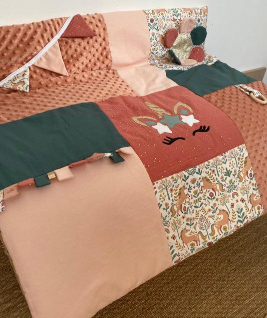 Tapis d'éveil et couverture - Collection Licorne - Saumon/Vert - Fabrication artisanale