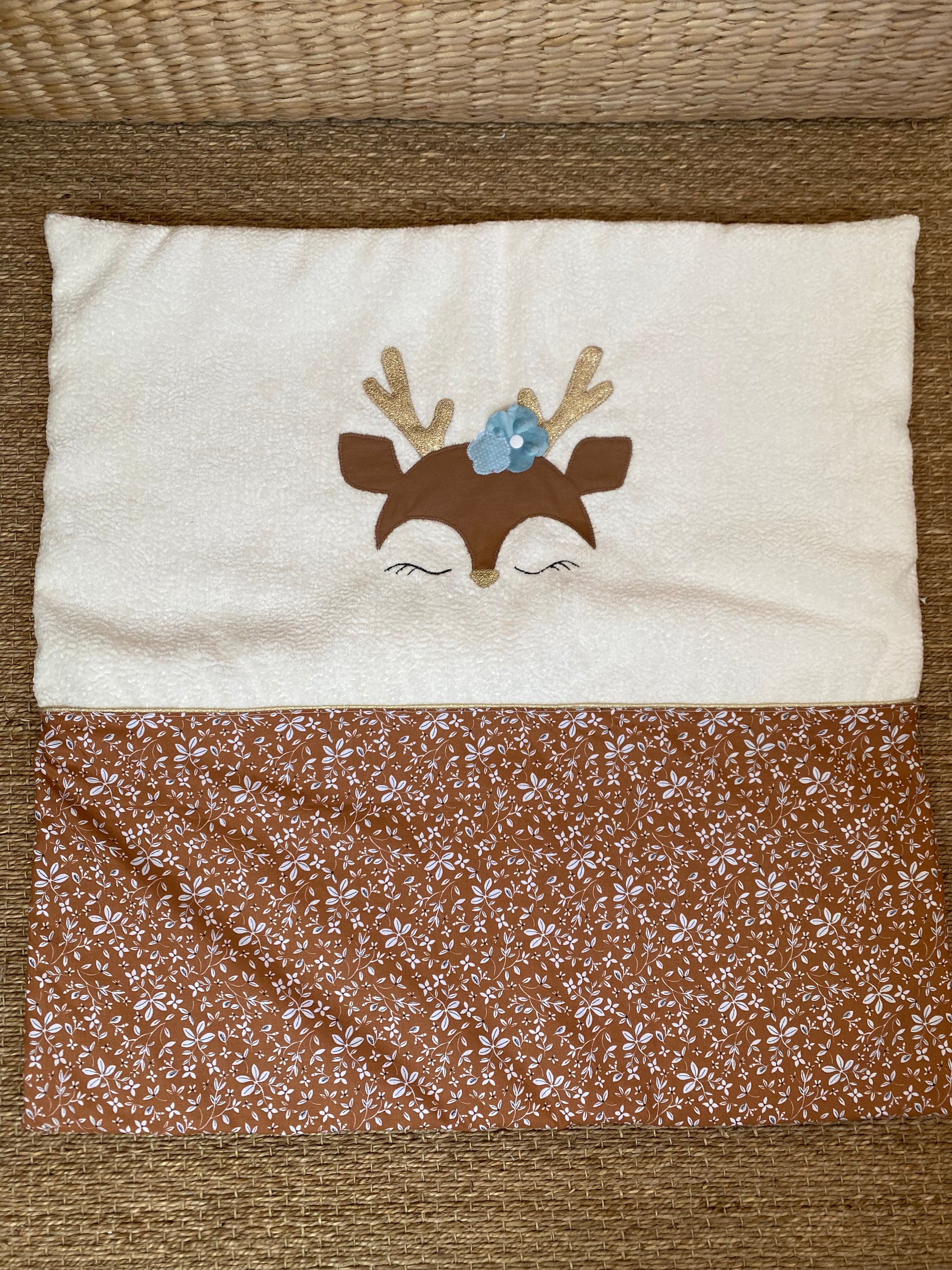 couverture bébé fait main petit cerf pour poussette marron et liberty vue3
