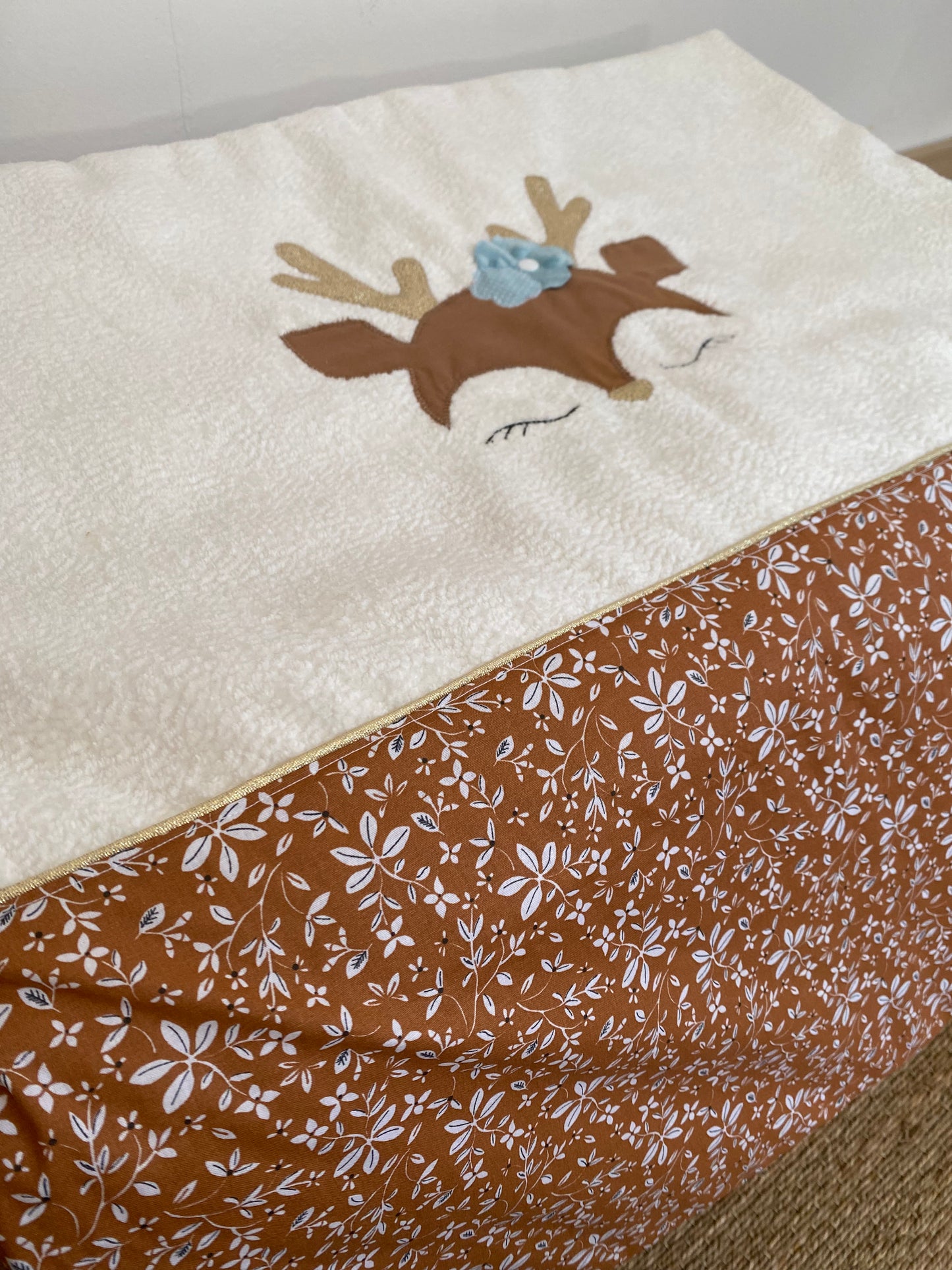 couverture bébé fait main petit cerf pour poussette marron et liberty