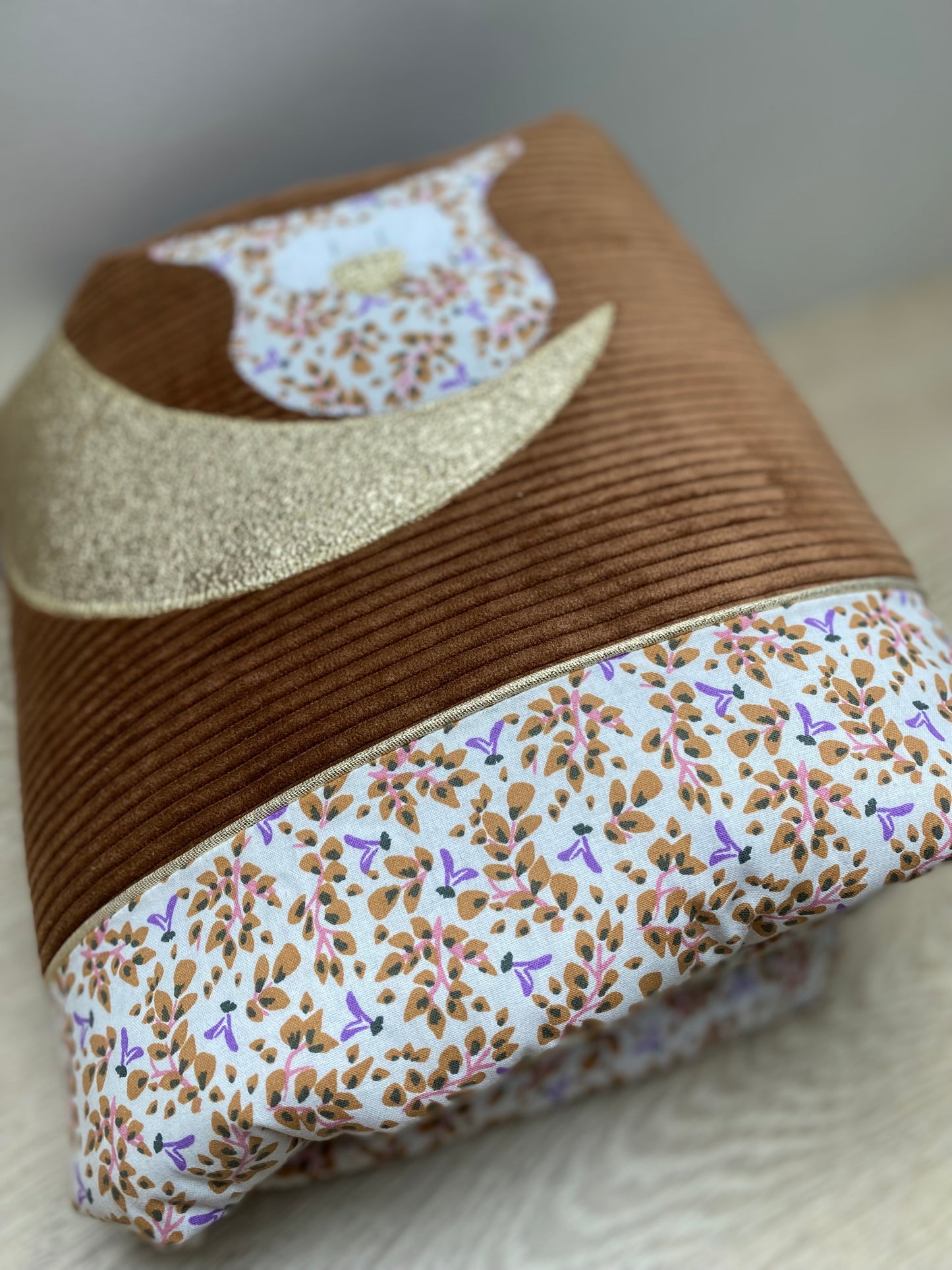 couverture bébé fait main hiboux sur lune pour poussette marron et liberty