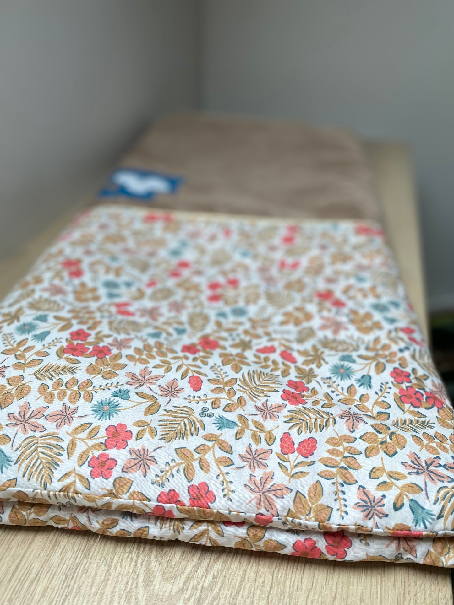 couverture bébé fait main renard pour poussette marron et liberty vue 2
