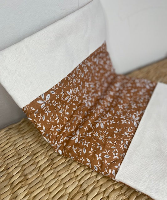 protège carnet de santé bébé fait main thème renard tons noisette et blanc vue interieur